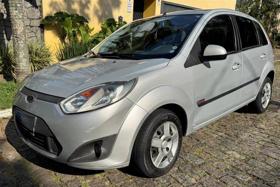 FORD FIESTA 1.6 MPI HATCH 8V FLEX 4P MANUAL